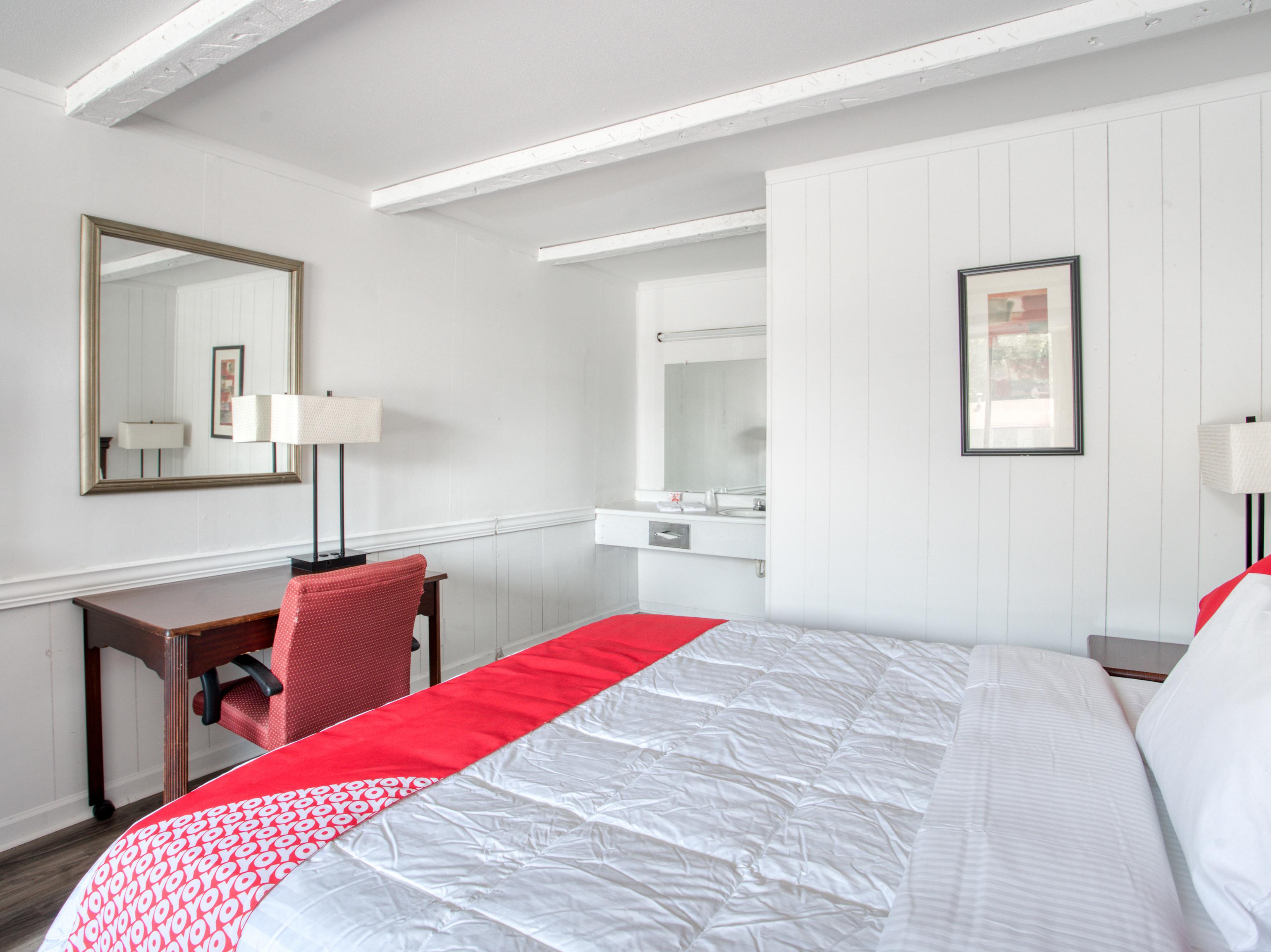 Oyo Inn Kernersville Bagian luar foto