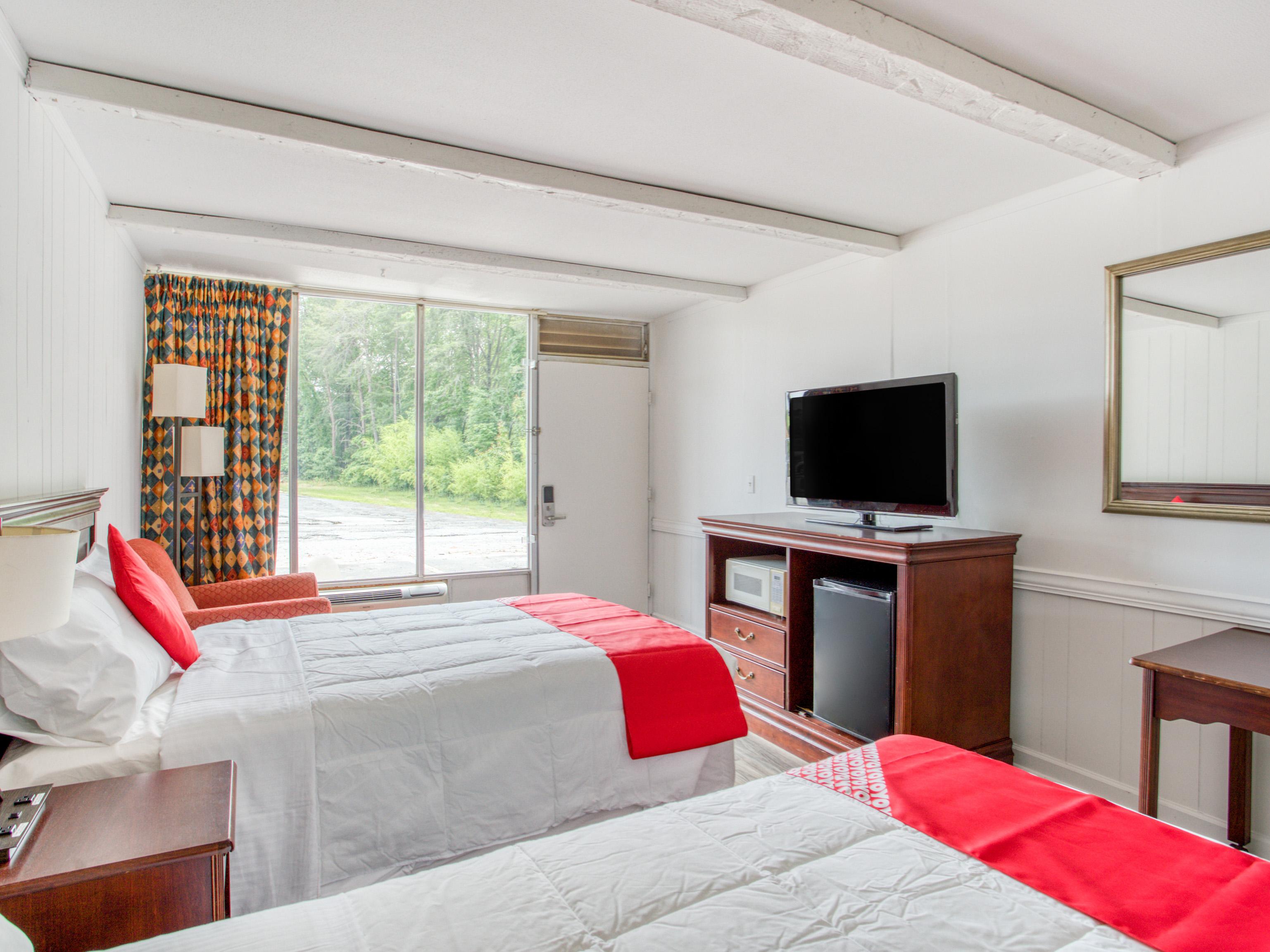 Oyo Inn Kernersville Bagian luar foto