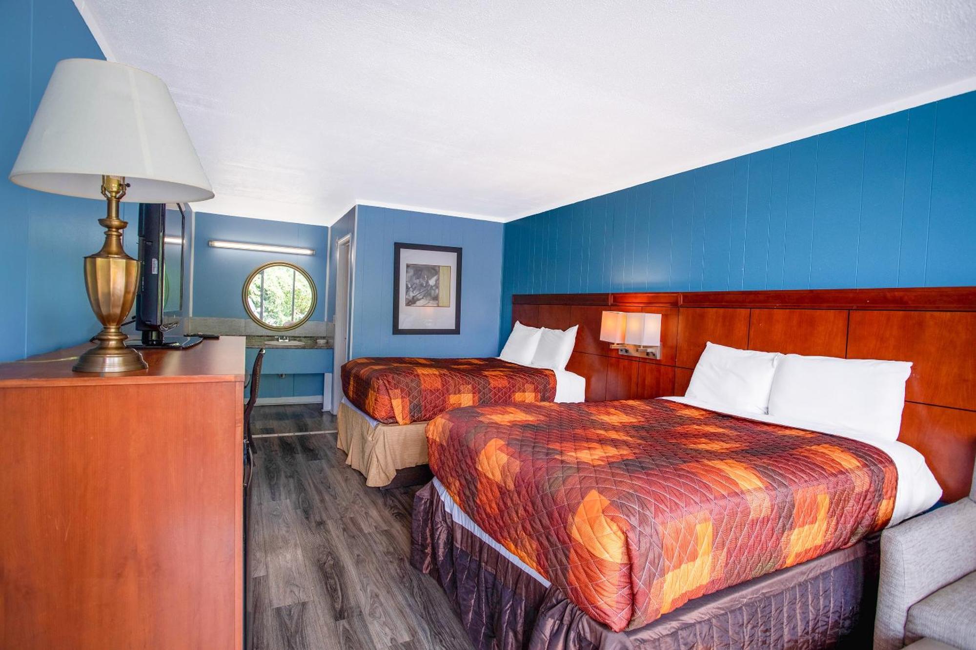 Oyo Inn Kernersville Bagian luar foto